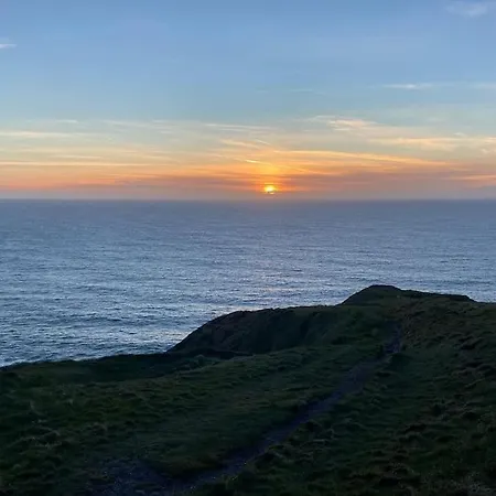 Ceaser's Is A Cosy 1 Bedroom Appartement Lahinch